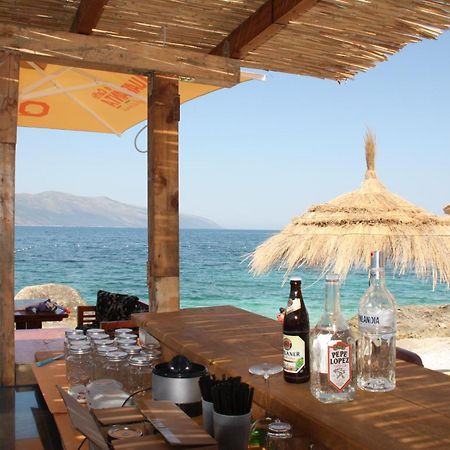 Envi Hotel Vlore Exterior photo