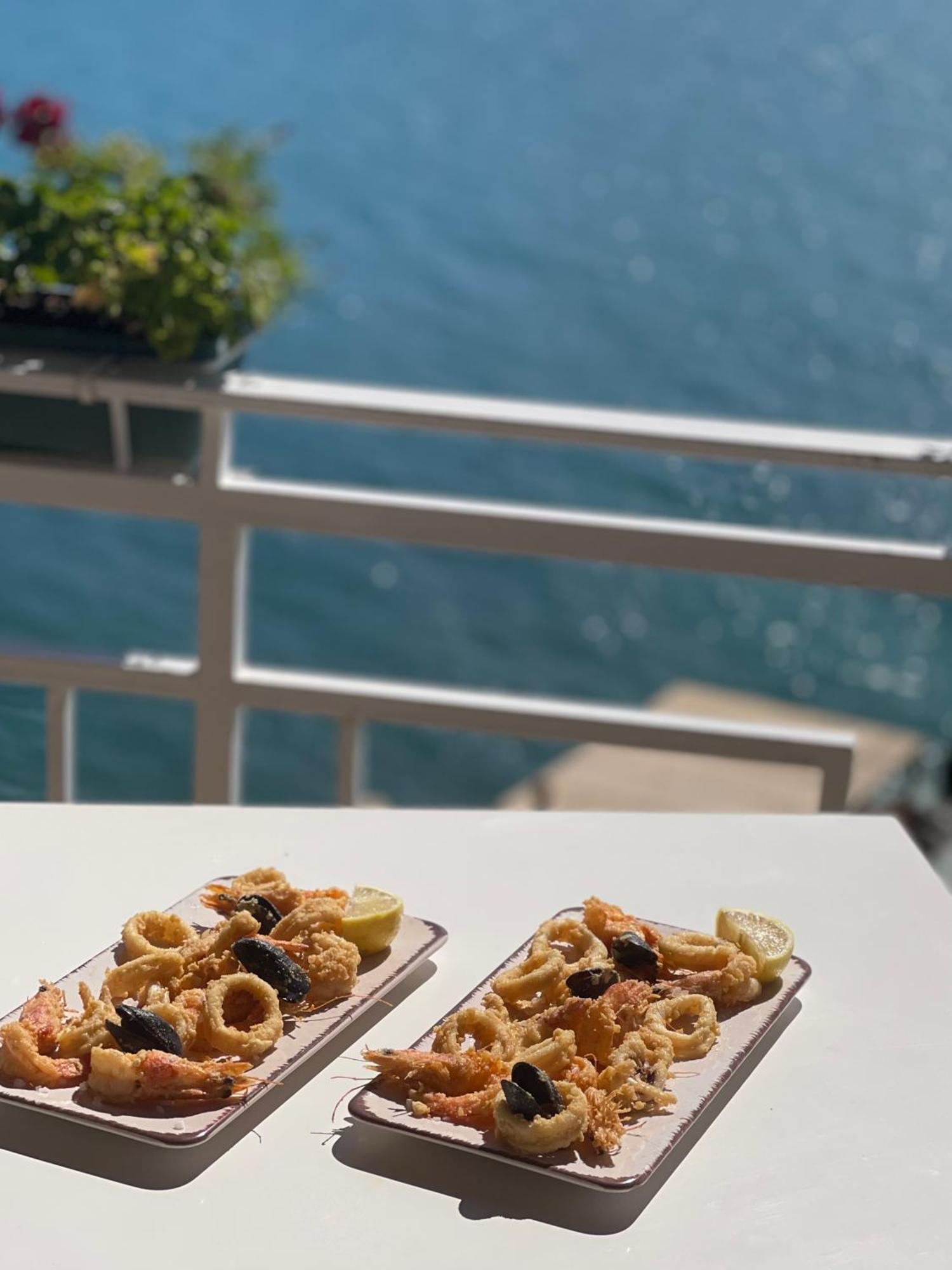 Envi Hotel Vlore Exterior photo