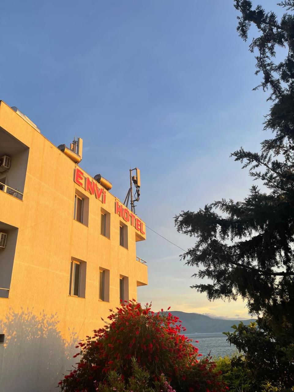 Envi Hotel Vlore Exterior photo