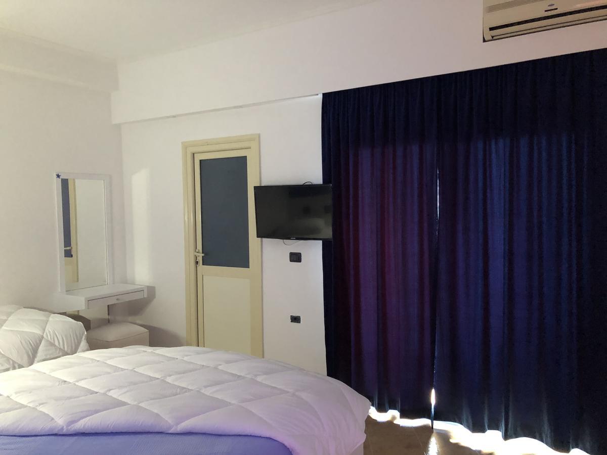 Envi Hotel Vlore Exterior photo