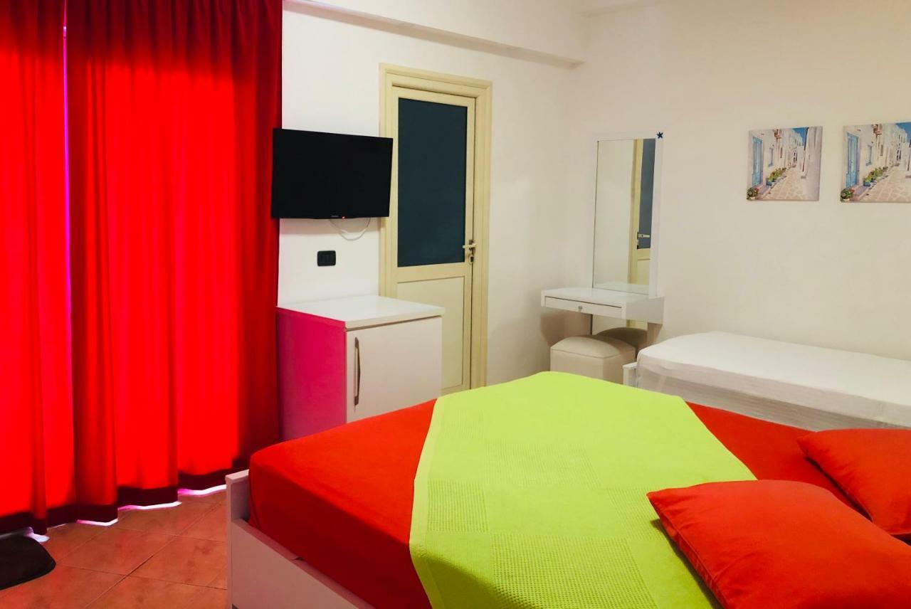 Envi Hotel Vlore Exterior photo